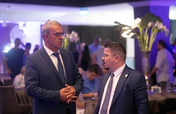 Scandal uriaș » Președintele federației, acuzat că a apelat la sprijin politic pentru rezolvarea unui litigiu: „Vreo două ore am stat acolo. Asta mi-au cerut în continuu!”!
