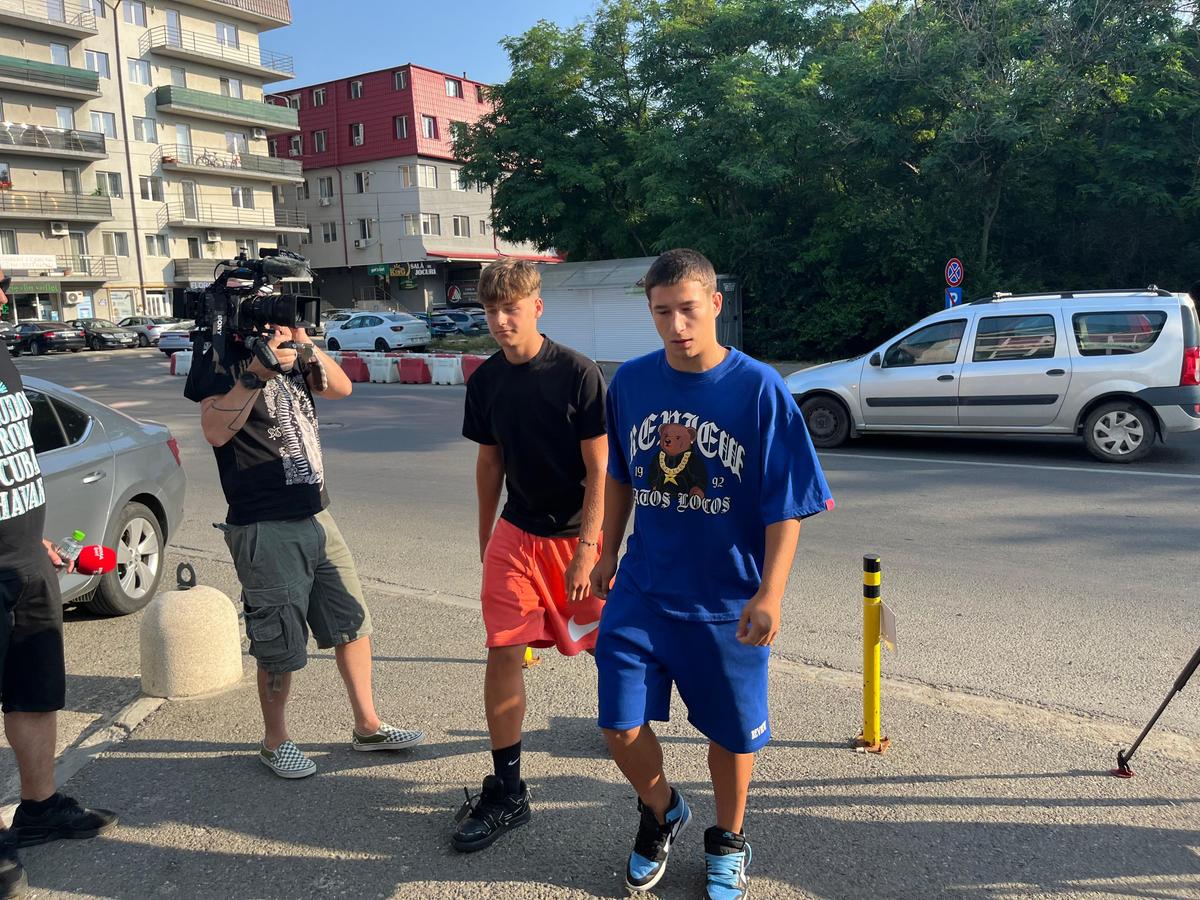 Jucătorii de la FCSB au efectuat vizita medicală  » Fostul dinamovist Dennis Politic a fost prezent, apariția zilei pentru Ștefănescu