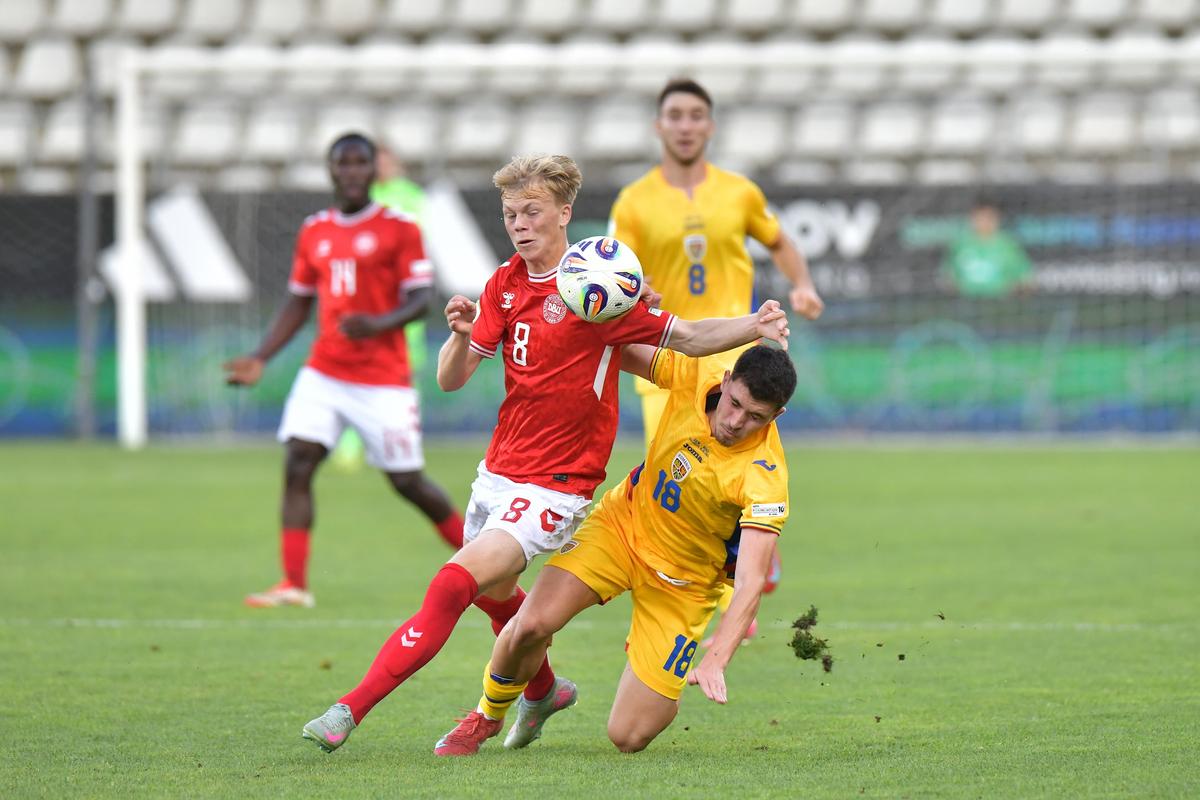 Danemarca U19 - România U19 0-3 » Victorie uriașă și CALIFICAREEE! România U19 a jucat perfect și e în semifinalele EURO U19