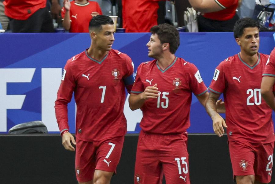 Cristiano Ronaldo și Joao Neves // Foto: Imago Images Giani Kiriță e convins: „Este o ruptură totală în vestiar! Jucătorii nu îl mai vor”