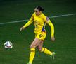 Apariție incendiară! Cea mai frumoasă fotbalistă din România a făcut senzație pe plajă