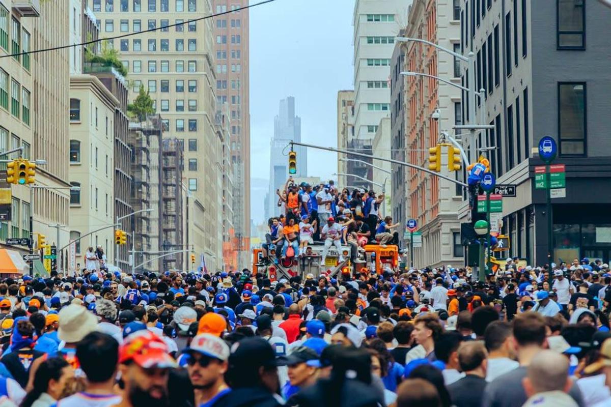 Imagini spectaculoase de la parada de titlu a lui New York Knicks