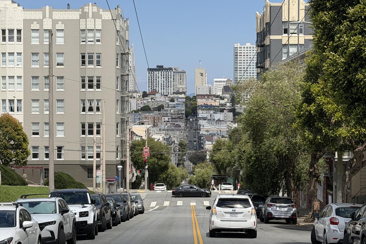 Ce am găsit în San Francisco, orașul pe perfuzii, părăsit de teama violenței în grup! Imagini INCREDIBILE și o soluție surpriză: îl salvează AI-ul?