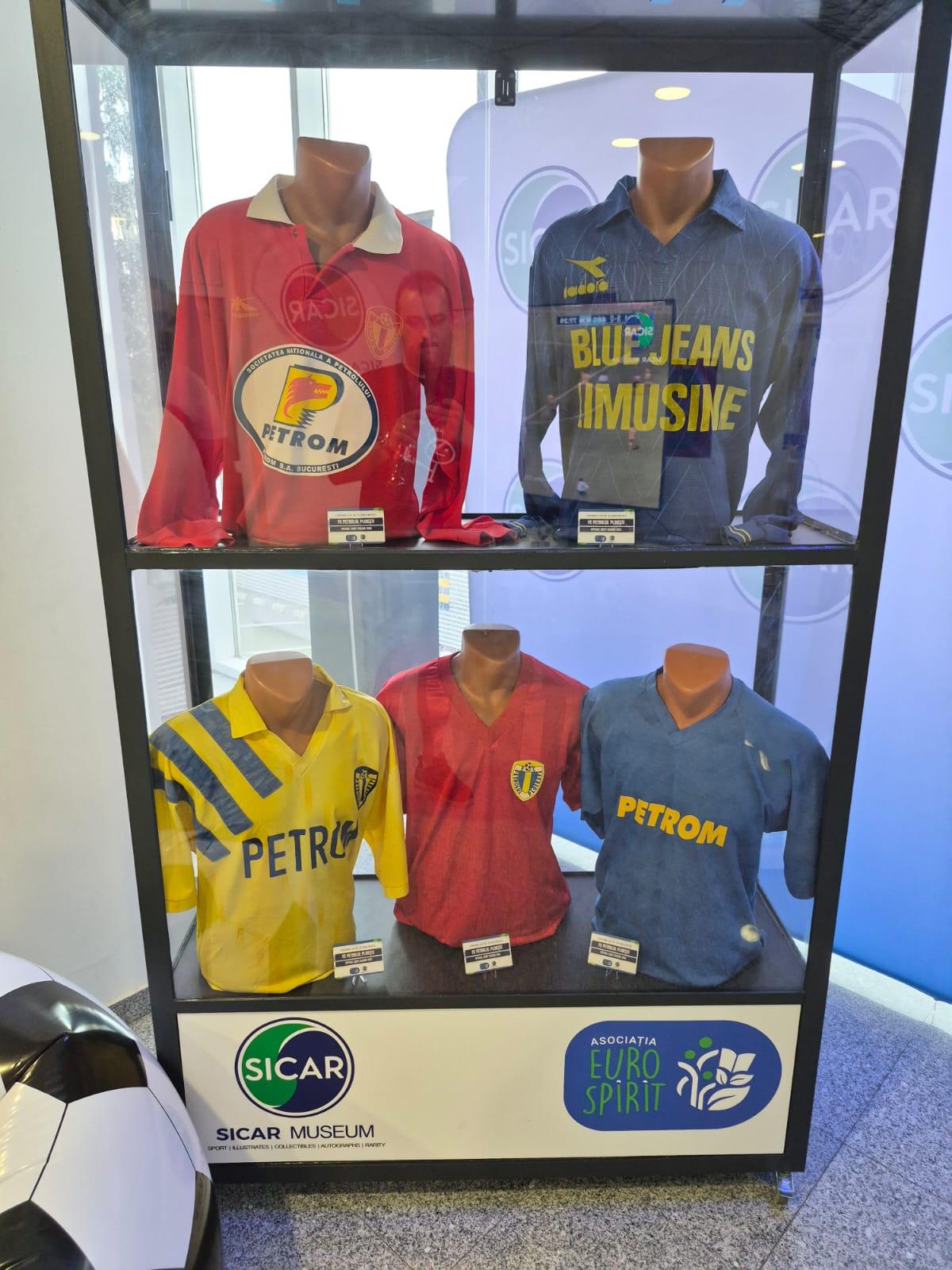 Messi, Ronaldo, Hagi și Yamal, zeci de mii de euro pentru noul Muzeu al Sportului din România! + El e omul care deține tricourile de Mondiale ale lui Adi Ilie și Prunea