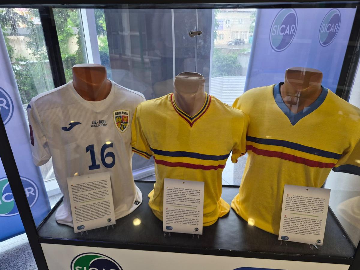 Messi, Ronaldo, Hagi și Yamal, zeci de mii de euro pentru noul Muzeu al Sportului din România! + El e omul care deține tricourile de Mondiale ale lui Adi Ilie și Prunea