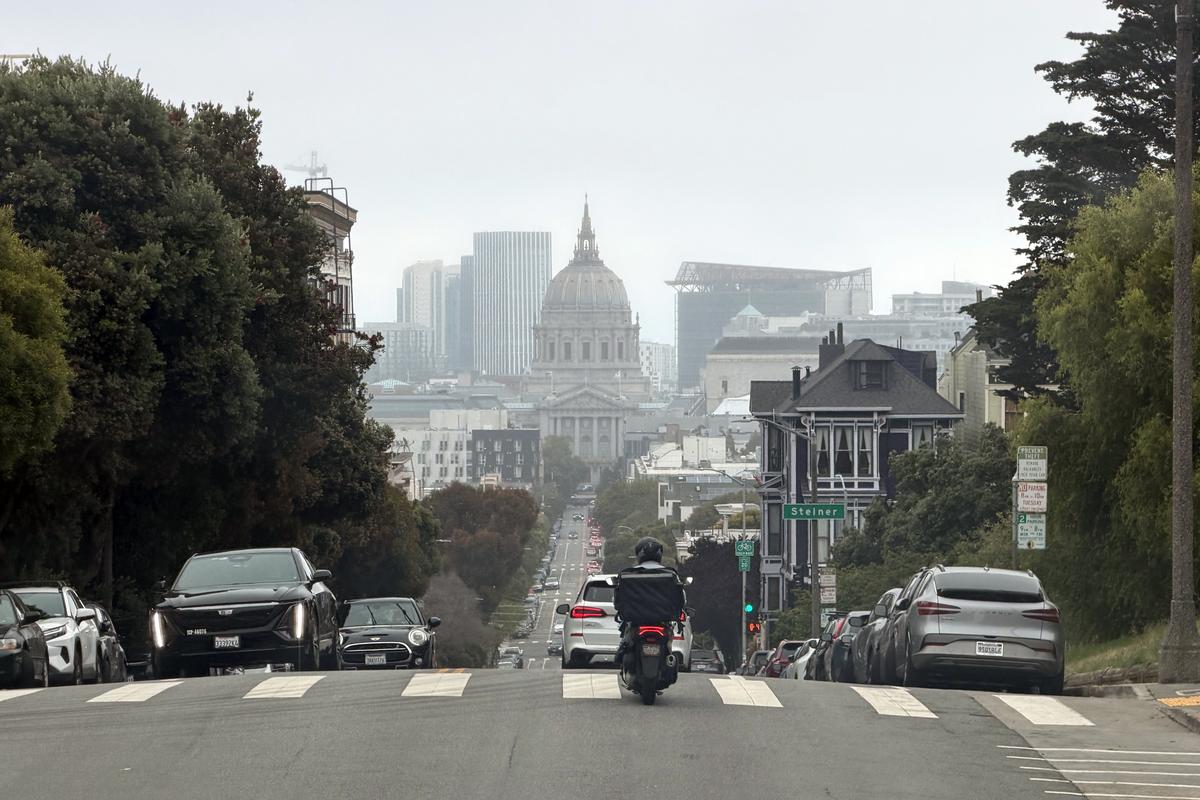 Ce am găsit în San Francisco, orașul pe perfuzii, părăsit de teama violenței în grup! Imagini INCREDIBILE și o soluție surpriză: îl salvează AI-ul?