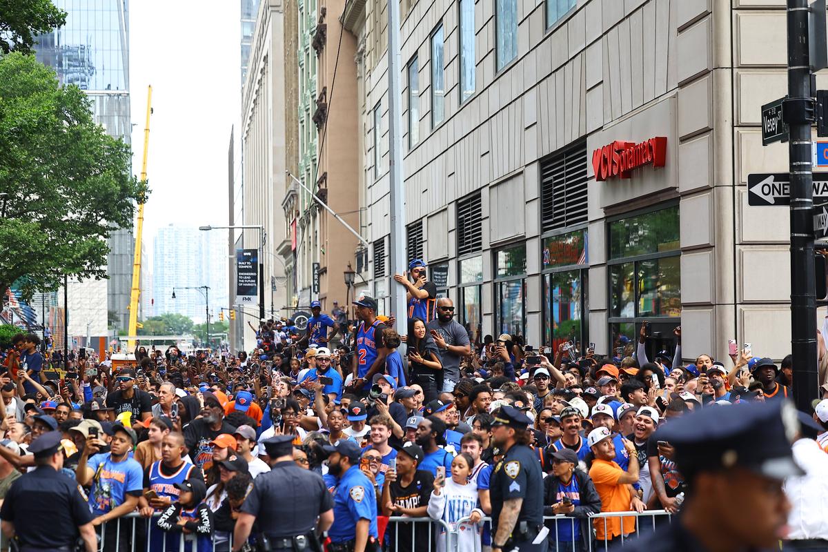 Paradă impresionantă pe străzile din New York, după titlul lui Knicks + discurs memorabil al primarului Mamdani: „Echipa asta a reușit”