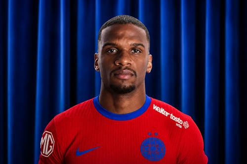 Povestea tristă a carierei lui Ronny Labonne, noul fundaș de la FCSB. Fotomontaj GSP