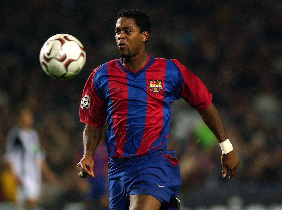 Kluivert, jucător important în istoria Barcelonei După naționala din Curacao, la Barcelona » Cine e favorit să îl înlocuiască pe Quique Setien