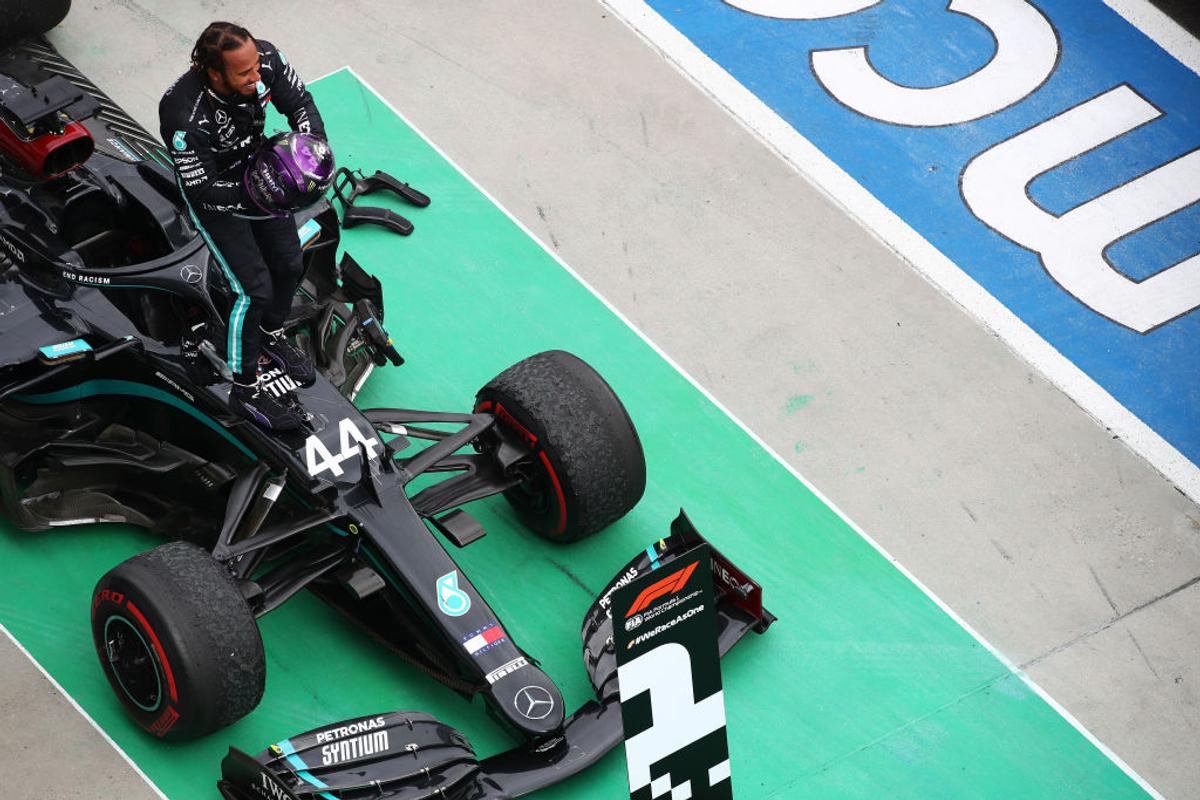 FORMULA 1. FOTO Lewis Hamilton, a 8-a victorie pe circuitul de la Hungaroring