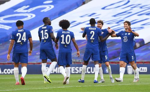 Chelsea va juca cu Arsenal în prima repriză