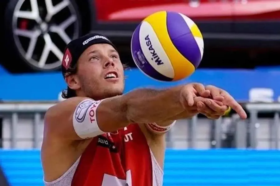 Ondrej Perusic, component al echipei de volei pe plajă din Cehia, a fost confirmat cu SARS-CoV-2 Jocurile Olimpice - 19 iulie » Știrile zilei: sponsorul Toyota a luat o decizie curioasă + al 3-lea sportiv pozitiv în Satul Olimpic