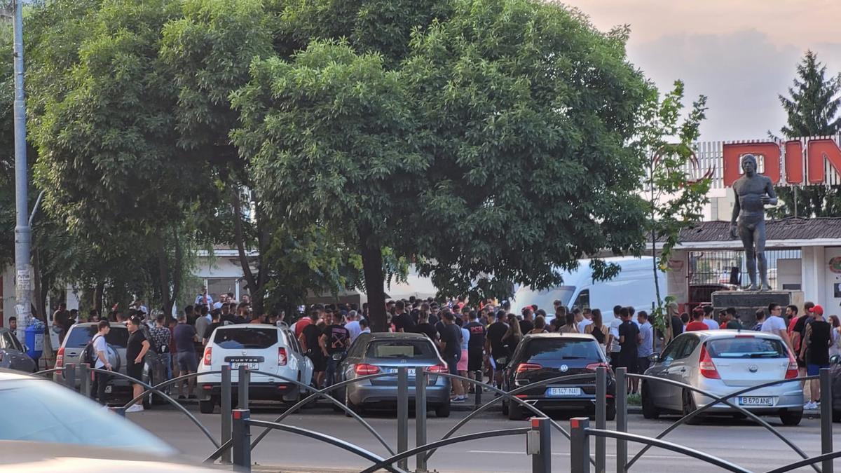 „De ce ați jucat în verde?” » Conducătorul lui Dinamo a dat cărțile pe față: „Vreți să vă spun adevărul?”