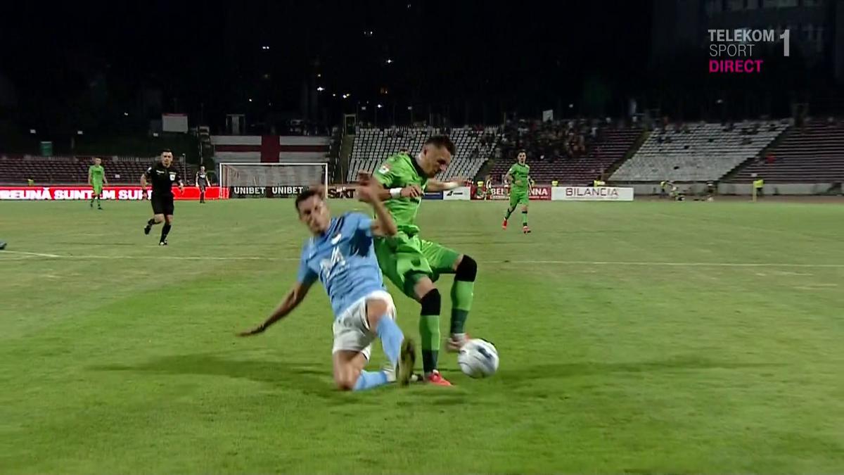 Decizia care a întărâtat „câinii”! Iulian Dima nu a dictat penalty la duelul dintre Ricardinho și Mihaiu