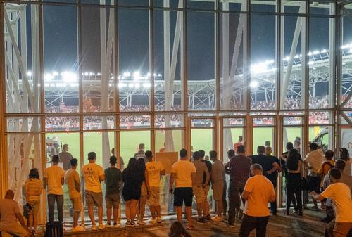 Imagine surprinsă din exteriorul stadionului la Dinamo - Universitatea Craiova / foto: Raed Krishan