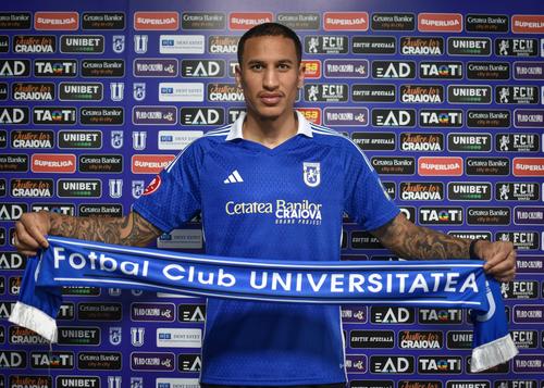 Leo Lacroix, prezentat oficial la FCU Craiova FOTO: FCU Craiova