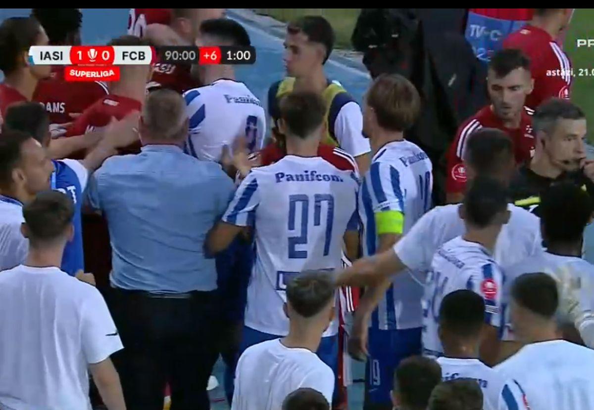 Final de meci tensionat în Poli Iași - FC Botoșani » Jucătorii au fost la un pas de bătaie generală într-o partidă decisă de un singur gol