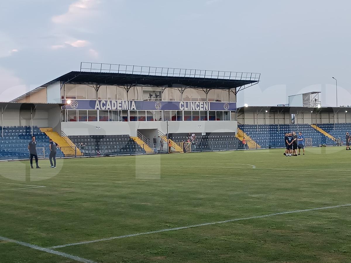 Gazonul de la Clinceni, la Unirea Slobozia - FCSB