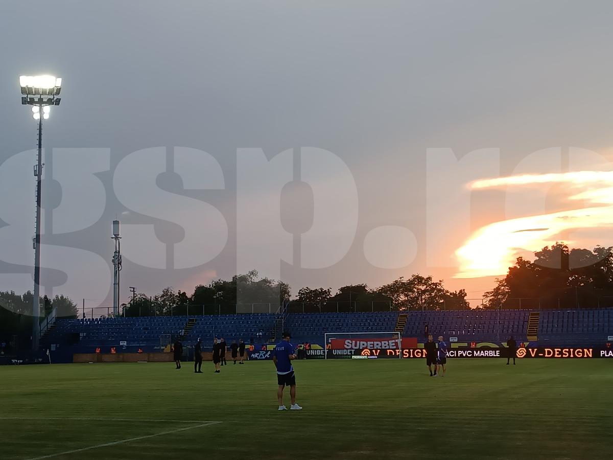Gazonul de la Clinceni, la Unirea Slobozia - FCSB