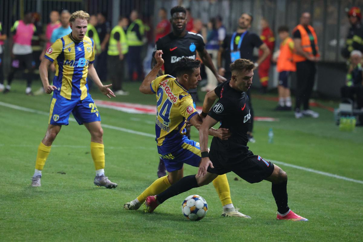 Imagini din Petrolul - FCSB / Foto: Ionuț Iordache GSP