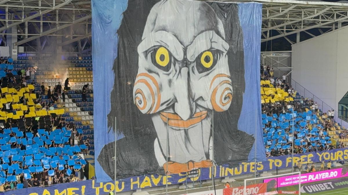 Scenografie Petrolul în meciul cu FCSB