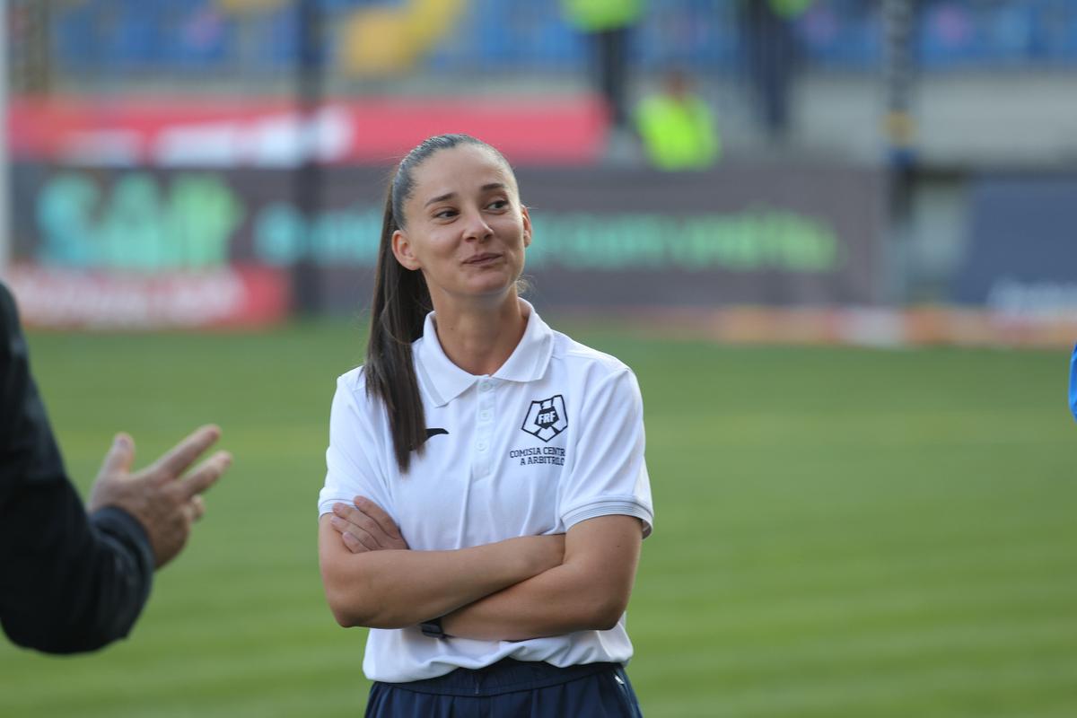 FCSB, prima victorie a sezonului în Superligă! Petrolul a irosit mai multe șanse monumentale în prima repriză