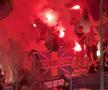 Ultrașii au aprins zeci de torțe și fumigene la Petrolul - FCSB. Foto: Andrei Crăițoiu (GSP.RO)