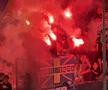 Ultrașii au aprins zeci de torțe și fumigene la Petrolul - FCSB. Foto: Andrei Crăițoiu (GSP.RO)