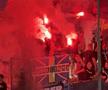 Ultrașii au aprins zeci de torțe și fumigene la Petrolul - FCSB. Foto: Andrei Crăițoiu (GSP.RO)