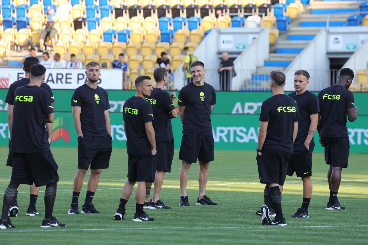 FCSB, prima victorie a sezonului în Superligă! Petrolul a irosit mai multe șanse monumentale în prima repriză