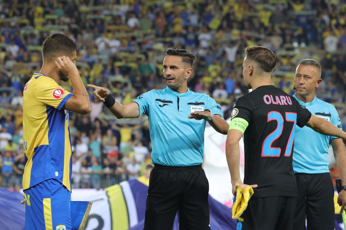 Imagini din Petrolul - FCSB / Foto: Ionuț Iordache GSP
