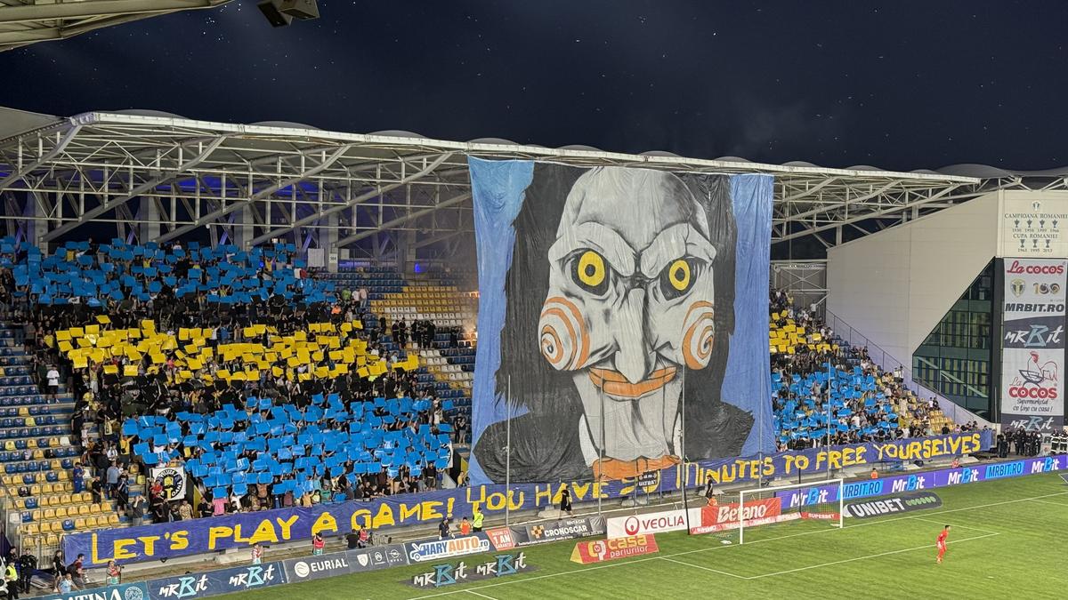 Scenografie Petrolul în meciul cu FCSB