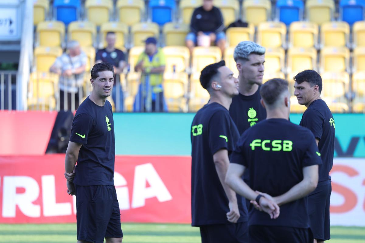 FCSB, prima victorie a sezonului în Superligă! Petrolul a irosit mai multe șanse monumentale în prima repriză