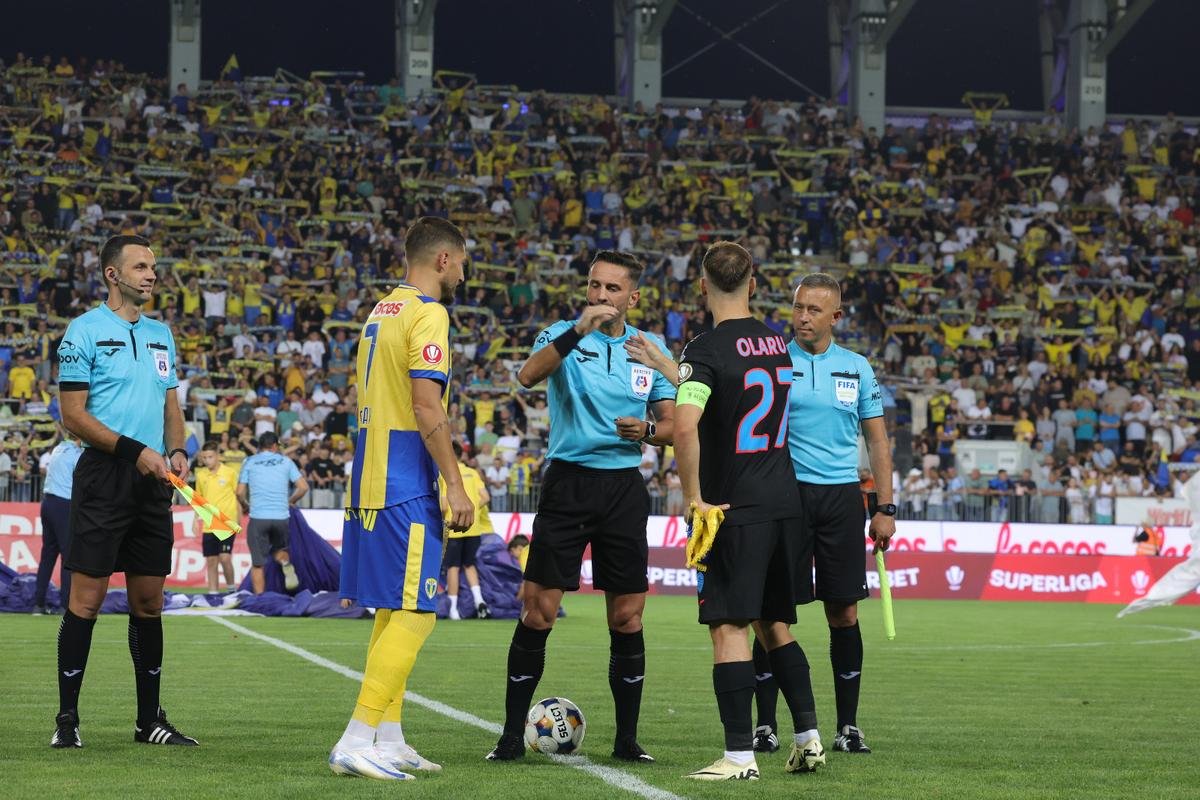 Imagini din Petrolul - FCSB / Foto: Ionuț Iordache GSP