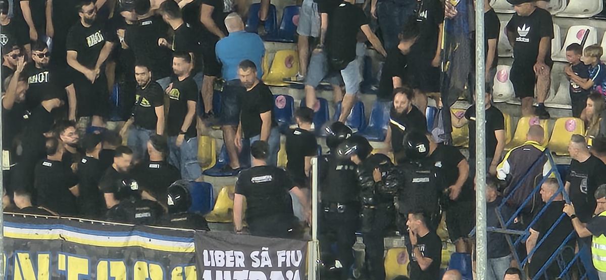 Scandal în Peluza Latină la Petrolul - FCSB