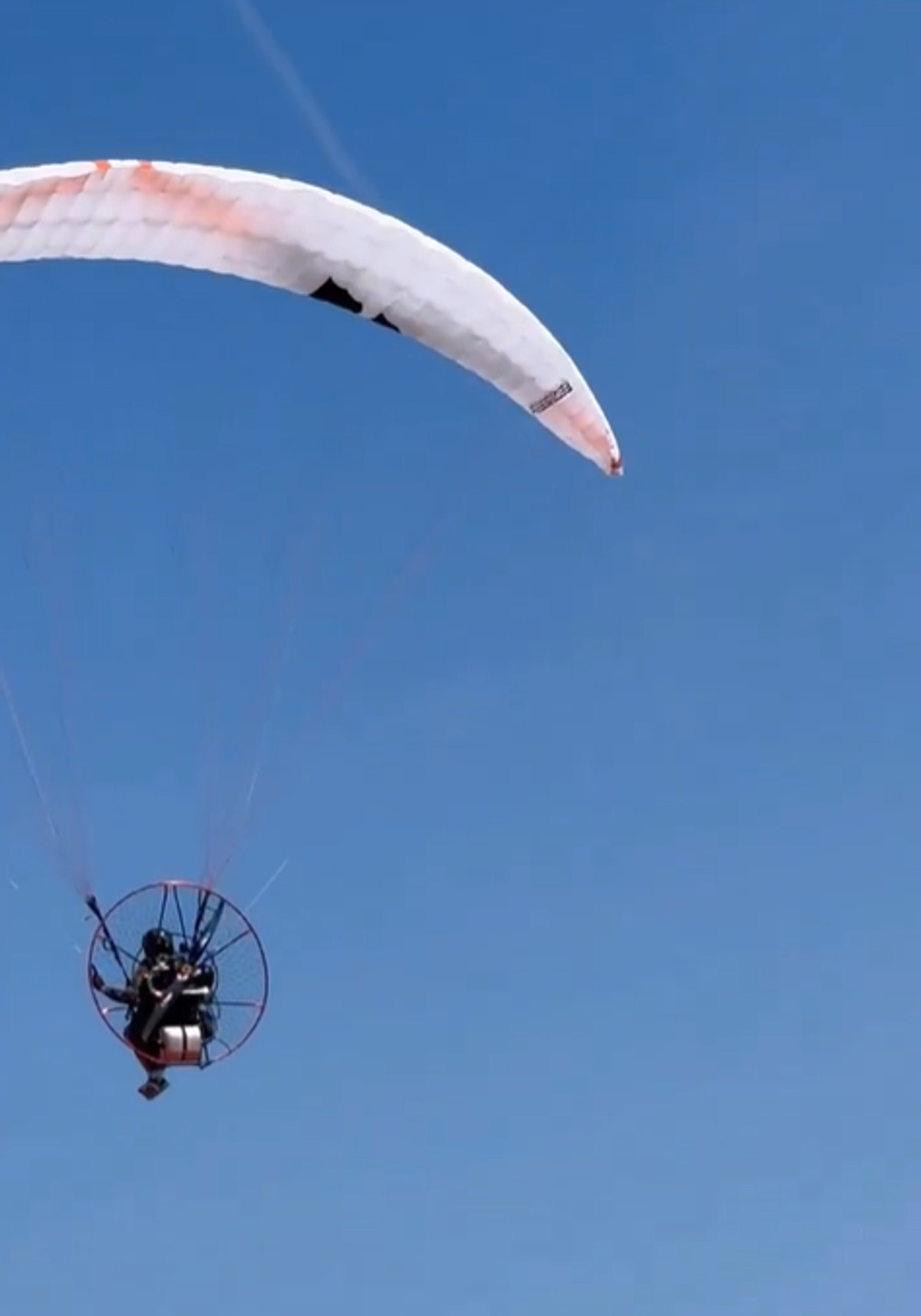 Decesul lui Felix Baumgartner, ultimele imagini surprinse de Mihaela Rădulescu