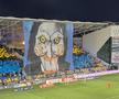 Scenografie spectaculoasă la Petrolul – FCSB, inspirată din filmele horror. FOTO: Andrei Crăițoiu (GSP.RO)