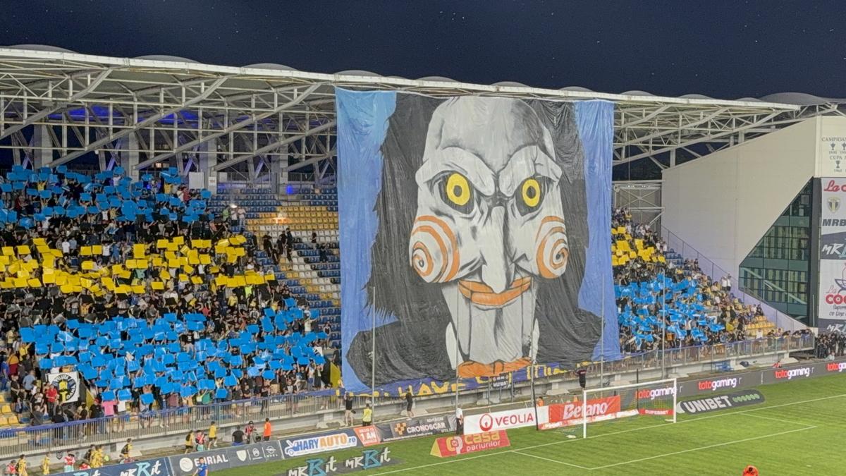 Scenografie Petrolul în meciul cu FCSB