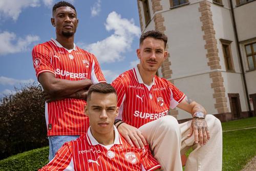 Kennedy Boateng, primul din stânga, dorit de Neftchi Baku