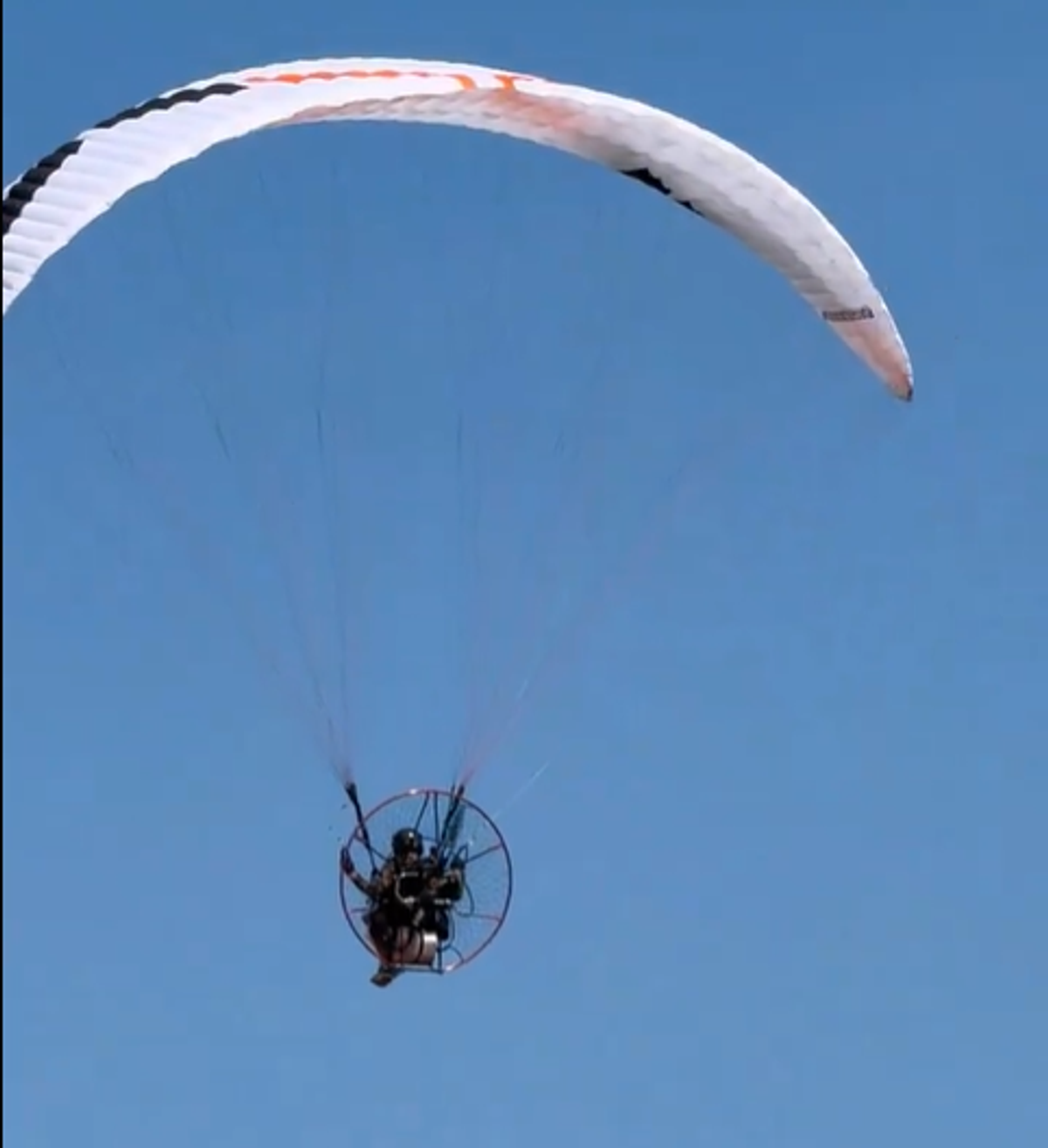 Decesul lui Felix Baumgartner, ultimele imagini surprinse de Mihaela Rădulescu