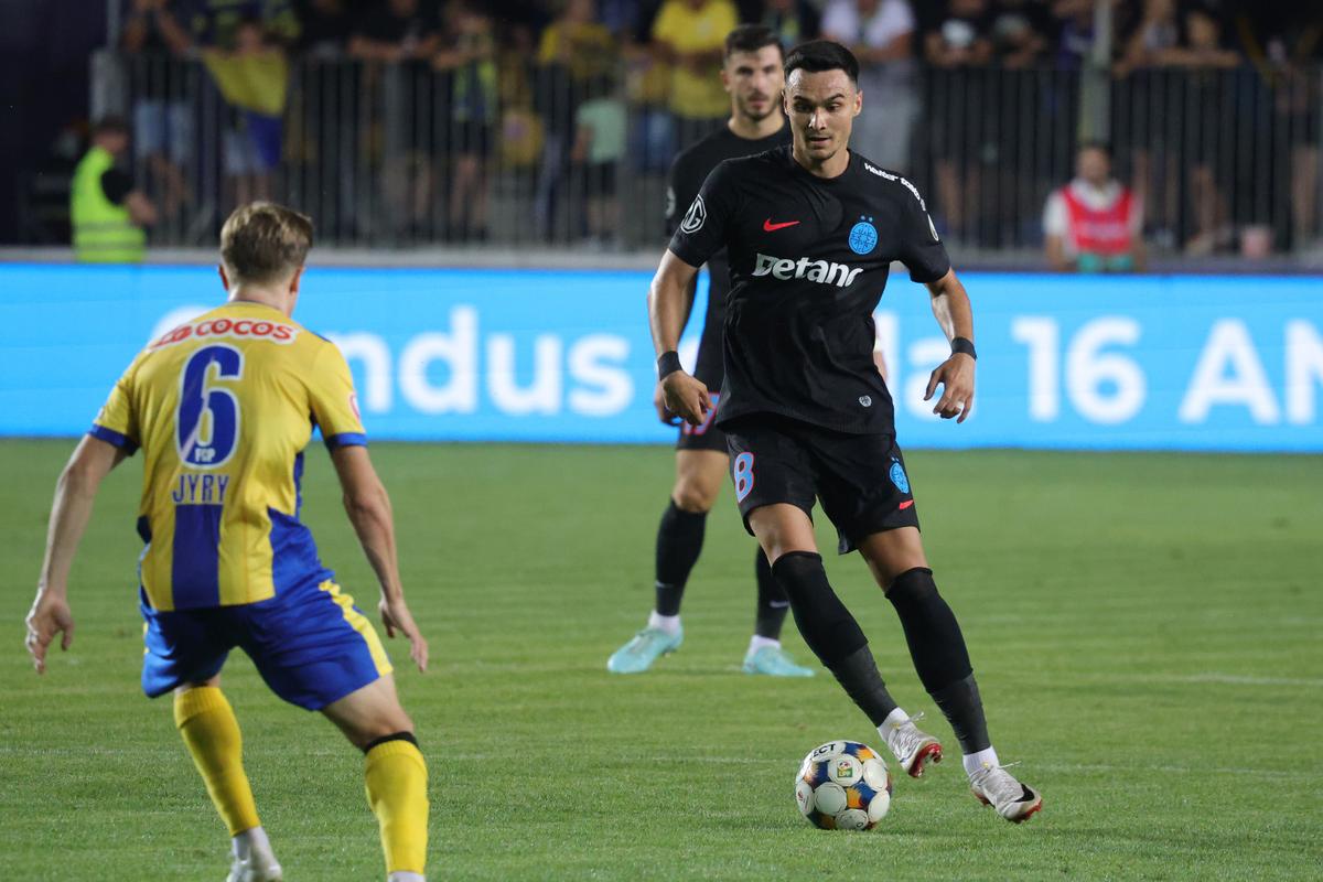 Imagini din Petrolul - FCSB / Foto: Ionuț Iordache GSP