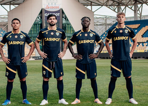 În ziua meciului cu Dinamo, Petrolul și-a prezentat noul echipament