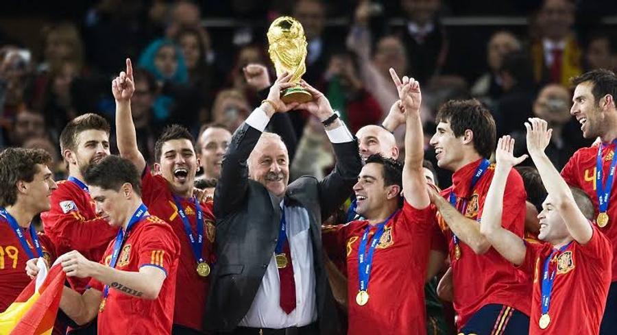 Vicente del Bosque, campion mondial cu Spania în 2010 Antrenorul care a câștigat singura Cupă Mondială a Spaniei avertizează: „O adevărată pacoste”