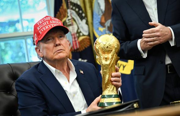 Controversă la startul finalei Campionatului Mondial: „Haideți să huiduim imnul!”