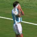 Lisandro Martinez, accidentat, a fost schimbat în prima repriză din Spania - Argentina // foto: Imago Images