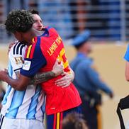 Lamine Yamal l-a consolat pe Lionel Messi // FOTO Imago Images