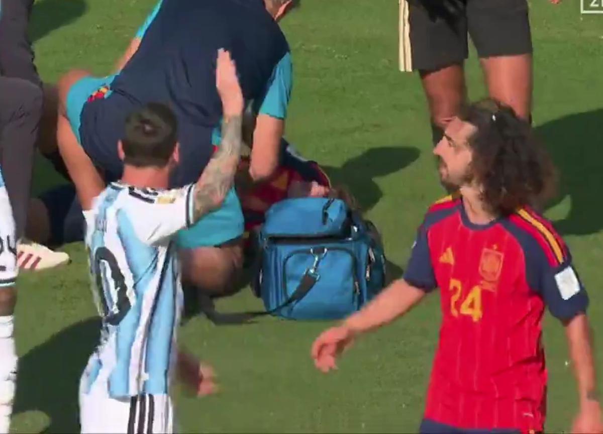 Messi a vrut să provoace eliminarea lui Cucurella în Spania - Argentina