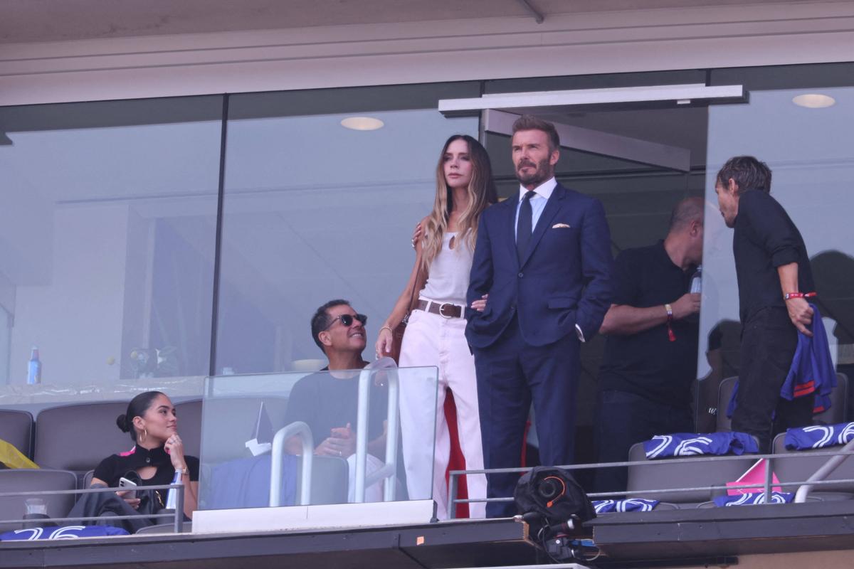 Cum nu s-a mai văzut în istoria fotbalului! » Atmosferă de Hollywood la Spania - Argentina, Tom Cruise a ridicat în picioare stadionul: „Aceasta este măreția!”