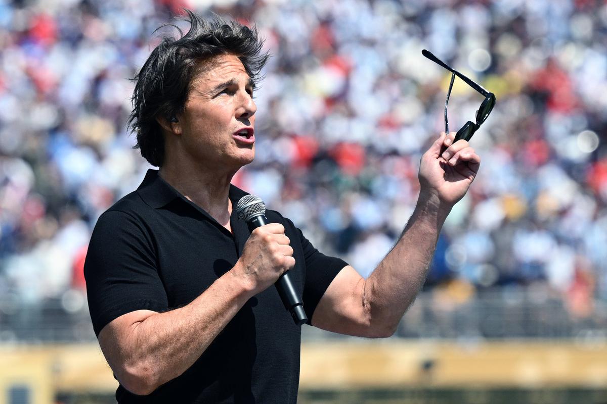 Cum nu s-a mai văzut în istoria fotbalului! » Atmosferă de Hollywood la Spania - Argentina, Tom Cruise a ridicat în picioare stadionul: „Aceasta este măreția!”