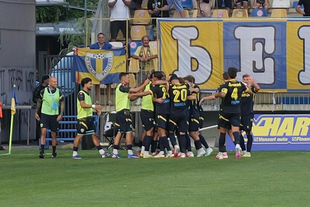 Campos, nu Kopic: Dinamo a cedat în start de sezon la Ploiești, pe terenul unde anul trecut defilase